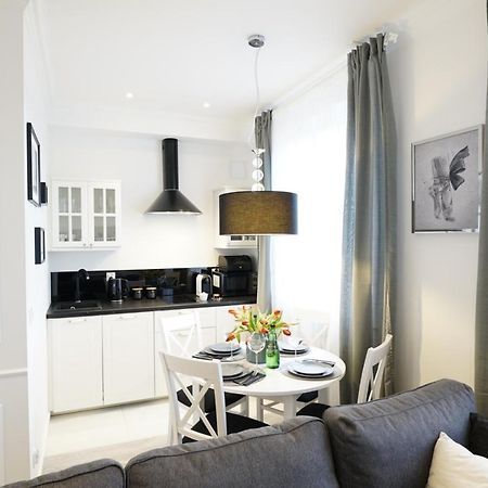 Small Residence - Apartamenty Sienkiewicza Kielce Buitenkant foto